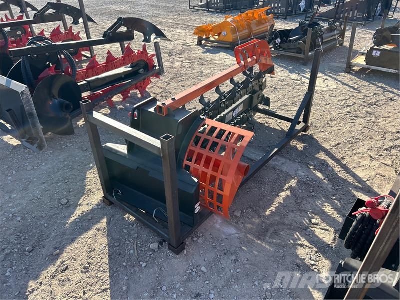 GIYI D39 39 in Mini Skid Steer Trencher (Unused) Koparki łańcuchowe