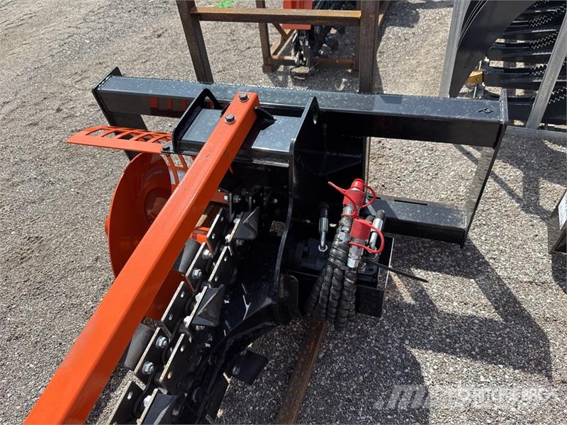 GIYI D39 39 in Skid Steer Trencher (Unused) Kedjegrävmaskiner