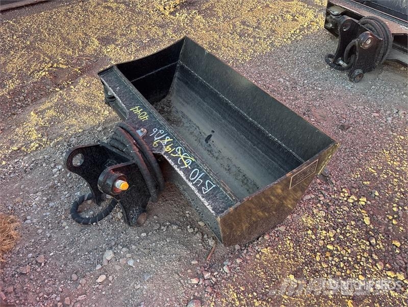 GIYI D3T 33 in Hydraulic Tilting Excavator Bucket Łyżki do ładowarek