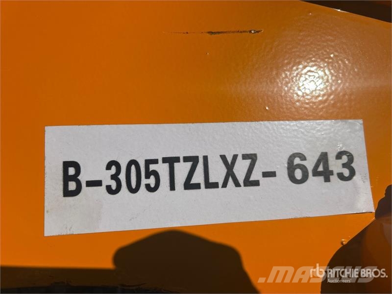  GIYI Excavator Auger - Fits Cat 305 (Unused) 드릴