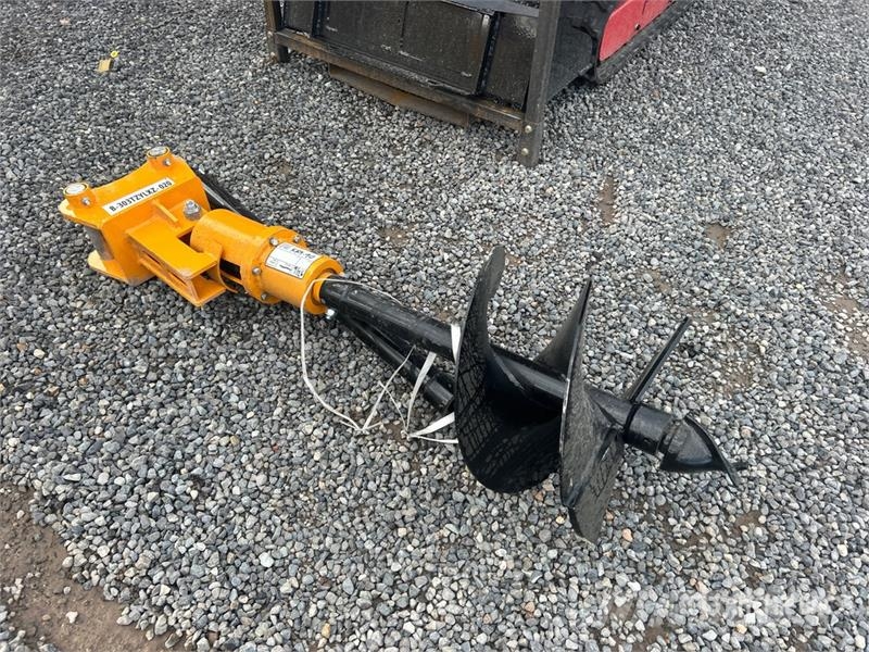  GIYI Excavator Auger - Fits Cat 303 (Unused) Boren