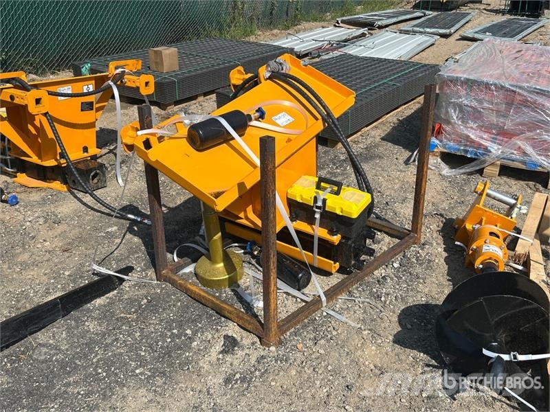GIYI GY-AD680 47 in Skid Steer Post Driver (Unused Kerítésszerelési eszközök / kerítésfelszerelések
