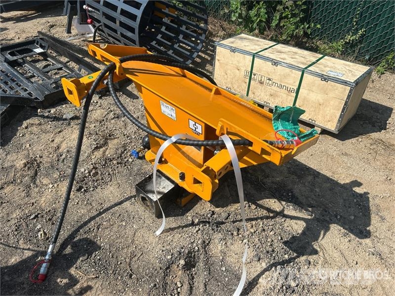 GIYI GY-AD680 47 in Skid Steer Post Driver (Unused Fencing equipment