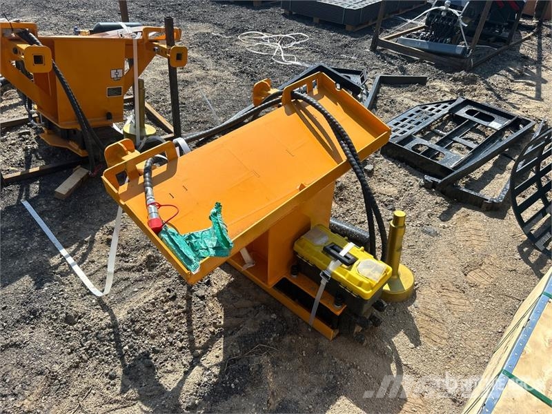 GIYI GY-AD680 47 in Skid Steer Post Driver (Unused Fencing equipment