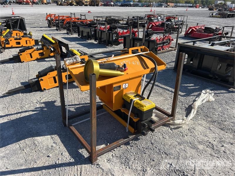  GIYI GY-AD680 Mini Skid Steer Post Driver (Unused) フェンス機材