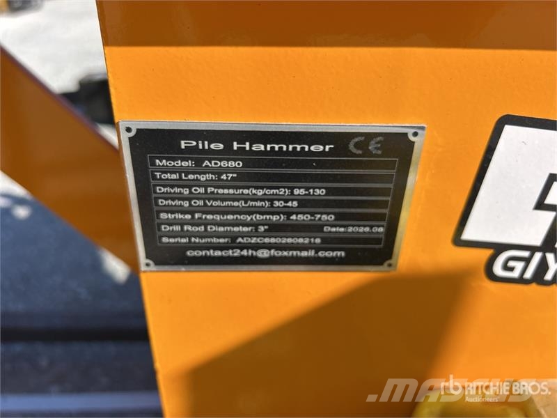  GIYI GY-AD680 Mini Skid Steer Post Driver (Unused) フェンス機材