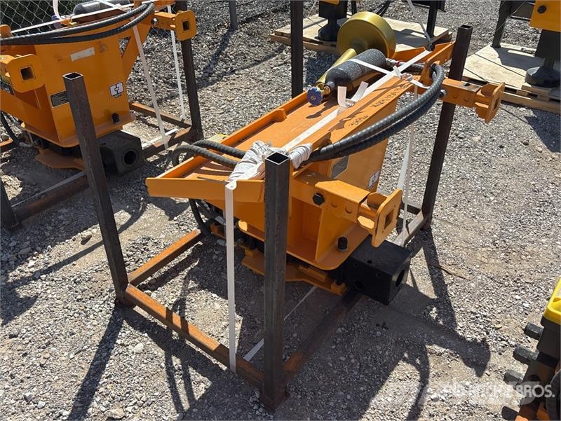 GIYI GY-AD680 Skid Steer Post Driver (Unused) Fencing equipment