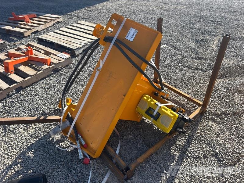  GIYI GY-AD680 Skid Steer Post Driver (Unused) Oprema za ograje