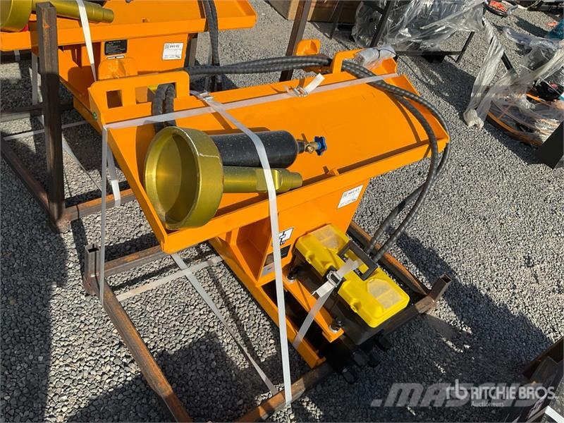 GIYI GY-AD680 Skid Steer Post Driver (Unused) 围栏设备