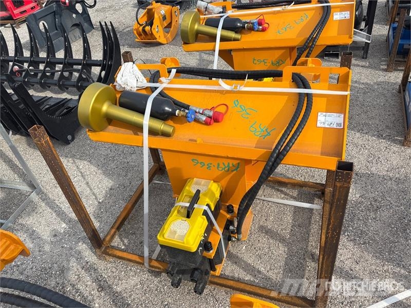  GIYI GY-AD680 Skid Steer Post Driver (Unused) Fencing equipment