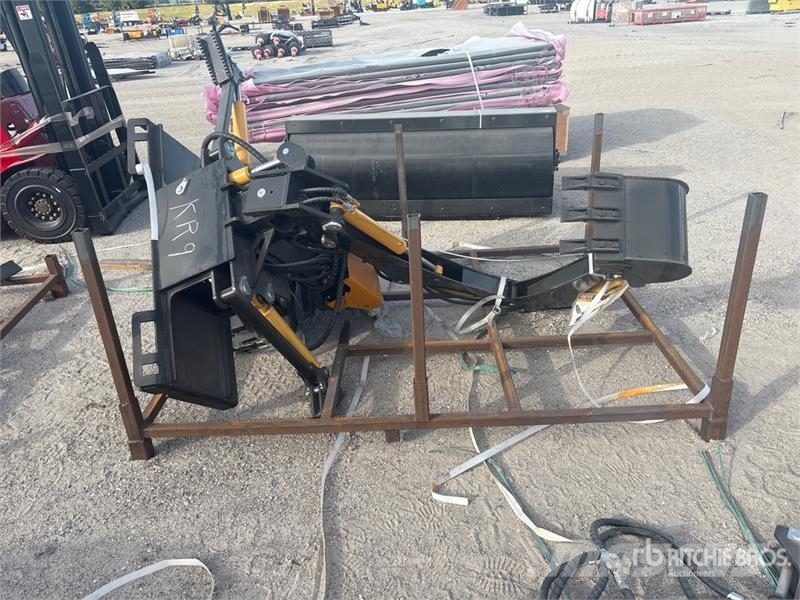 GIYI GY-BD98 47 in Skid Steer Backhoe (Unused) 挖掘机配件