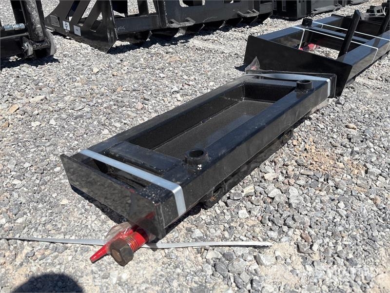 GIYI GY-BF39 39 in Mini Skid Steer Bale Spear (Unu Other components