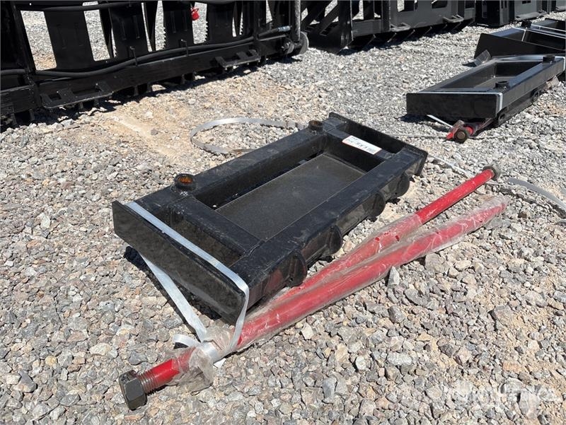 GIYI GY-BF39 39 in Mini Skid Steer Bale Spear (Unu Other components