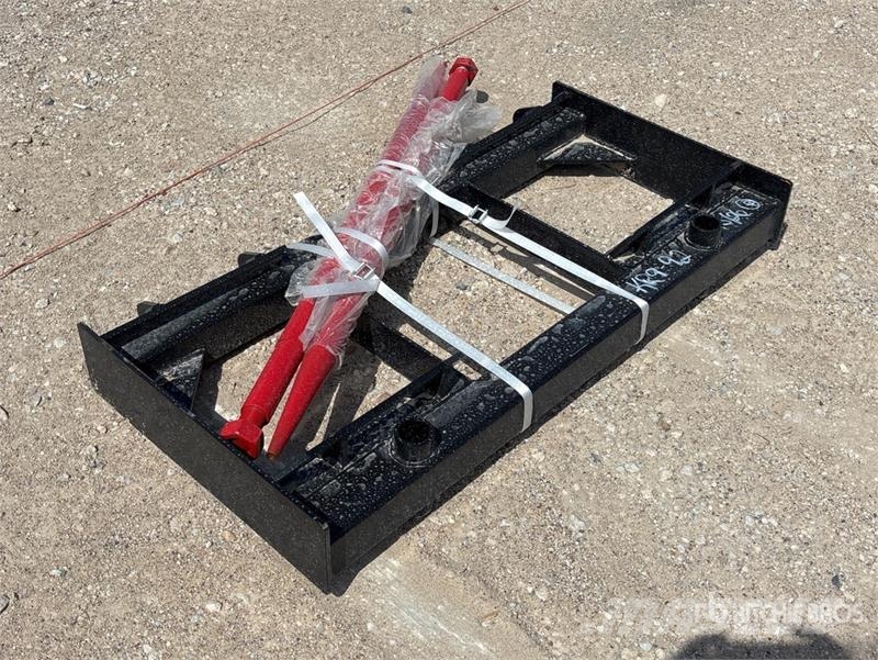  GIYI GY-BF47 44 in Skid Steer Bale Spear (Unused) Drugi deli