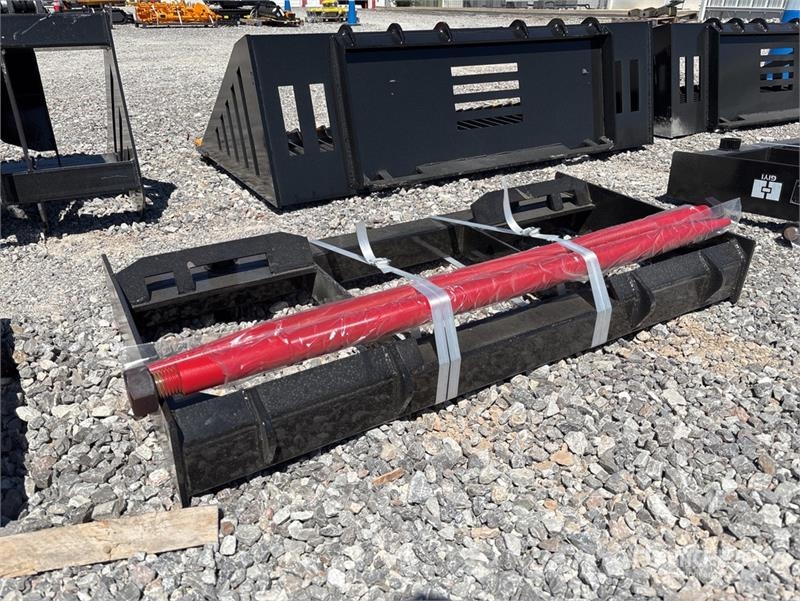  GIYI GY-BF47 47 in Skid Steer Bale Spear (Unused) Other components