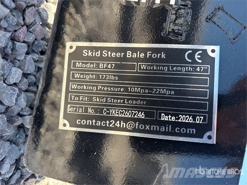  GIYI GY-BF47 47 in Skid Steer Bale Spear (Unused) Other components