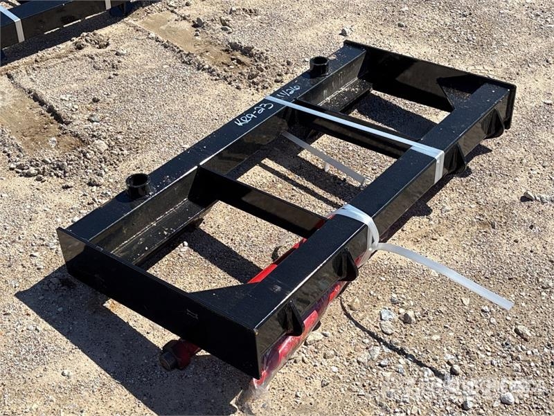  GIYI GY-BF47 47 in Skid Steer Bale Spear (Unused) 其他组件