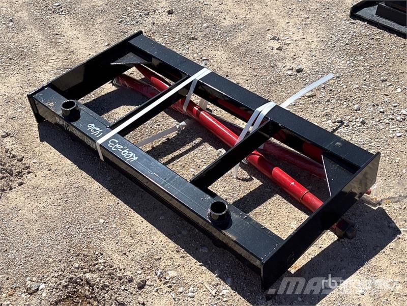  GIYI GY-BF47 47 in Skid Steer Bale Spear (Unused) 其他组件