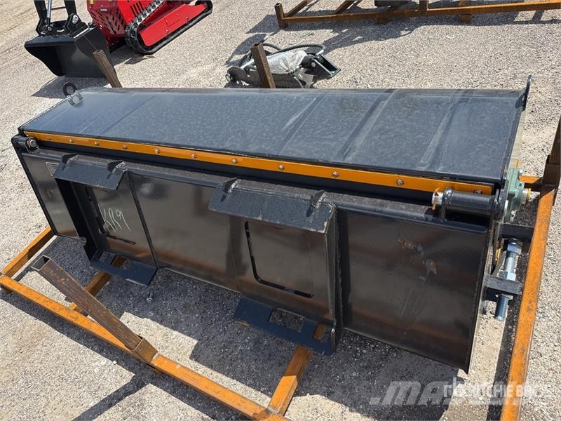 GIYI GY-BS72 72 in Skid Steer Sweeper (Unused) Навесные щетки