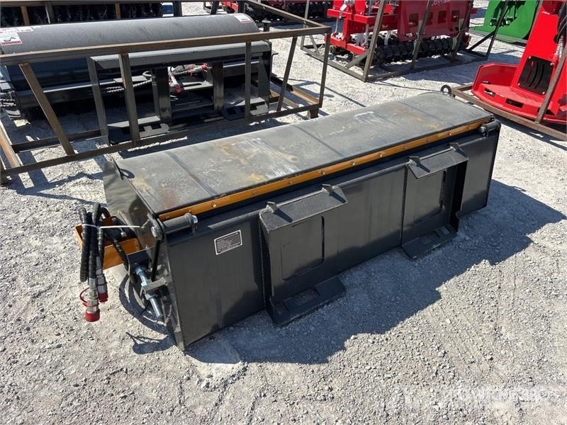 GIYI GY-BS72 Skid Steer Sweeper (Unused) Brushes