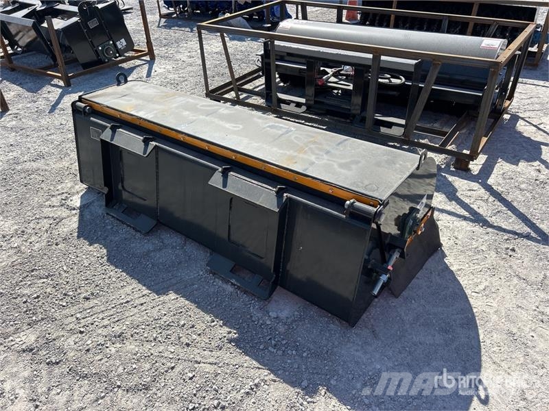 GIYI GY-BS72 Skid Steer Sweeper (Unused) Brushes