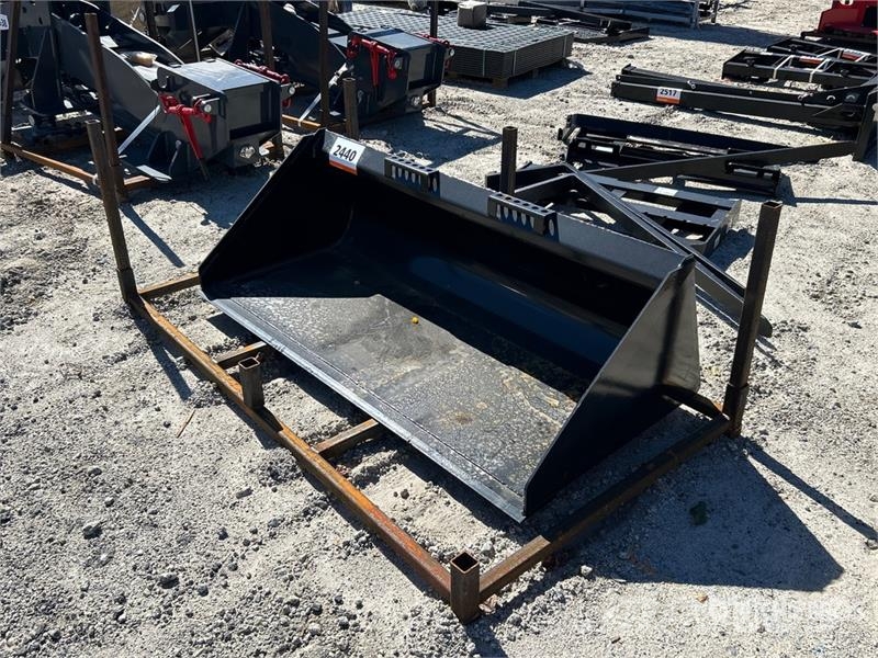 GIYI GY-BT67 67 in General Purpose Skid Steer Buck Buckets