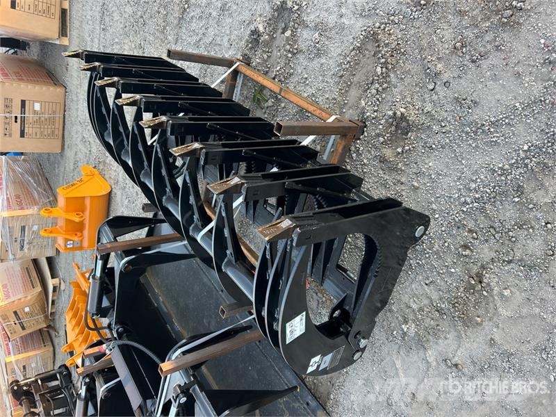 GIYI GY-CLG72 72 in Log Skid Steer Grapple (Unused Greifer