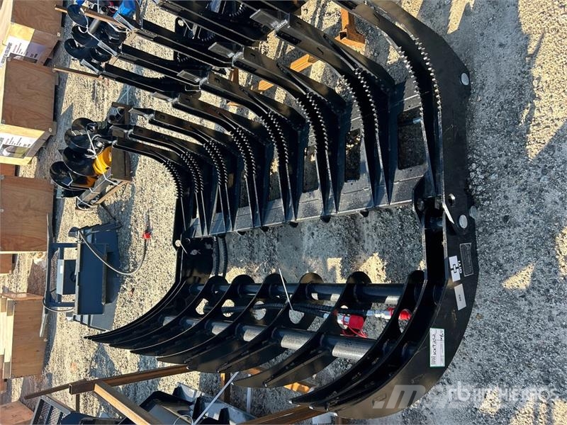  GIYI GY-CLG72 72 in Log Skid Steer Grapple (Unused Greifer