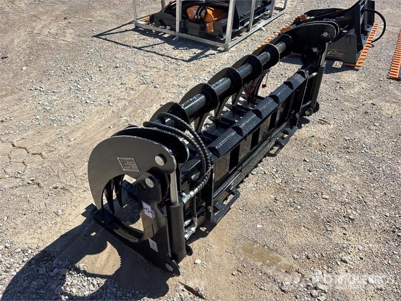 GIYI GY-CLG72 72 in Log Skid Steer Root Rake (Unus Ancinhos e espalhadores de feno