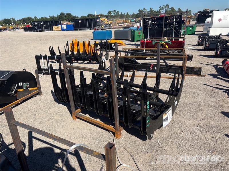 GIYI GY-CLG72 72 in Log Skid Steer Grapple (Unused Gripere