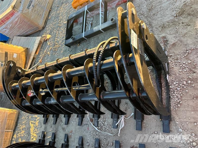  GIYI GY-CLG72 72 in Log Skid Steer Grapple (Unused Greifer