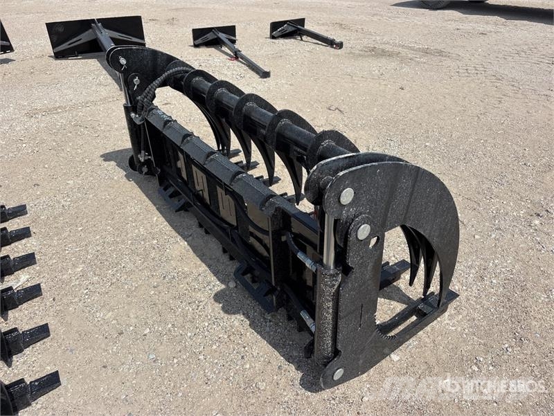 GIYI GY-CLG72 72 in Skid Steer Root Rake (Unused) Ancinho virador