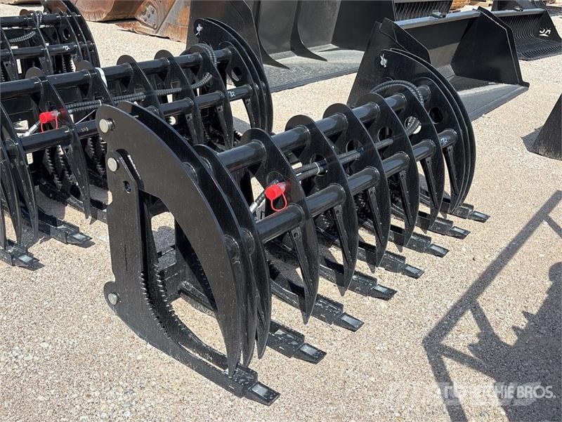  GIYI GY-CLG72 72 in Skid Steer Grapple (Unused) خطاطيف