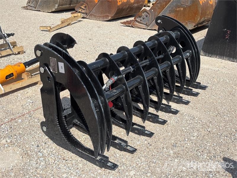 GIYI GY-CLG72 72 in Skid Steer Root Rake (Unused) Kreiselheuer/-wender