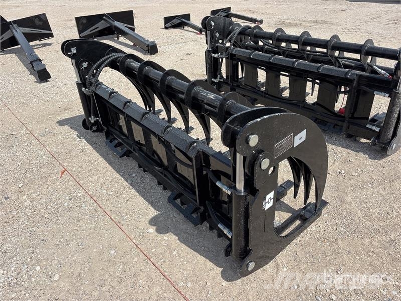 GIYI GY-CLG72 72 in Skid Steer Root Rake (Unused) Ancinho virador