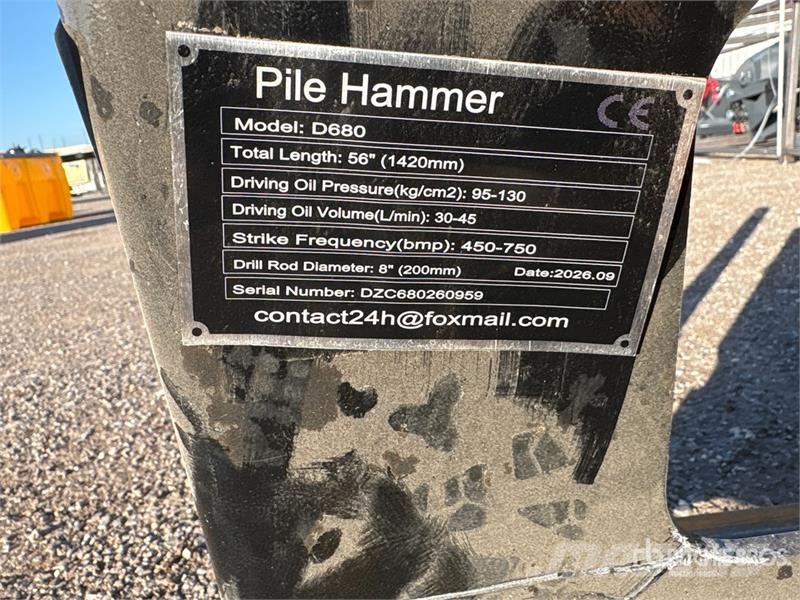  GIYI GY-D680 8 in Skid Steer Post Driver (Unused) Attrezzature per recinzioni