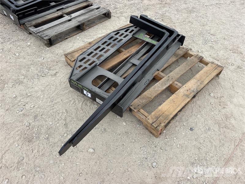  GIYI GY-DHC 59 in Skid Steer Forks (Unused) Forks