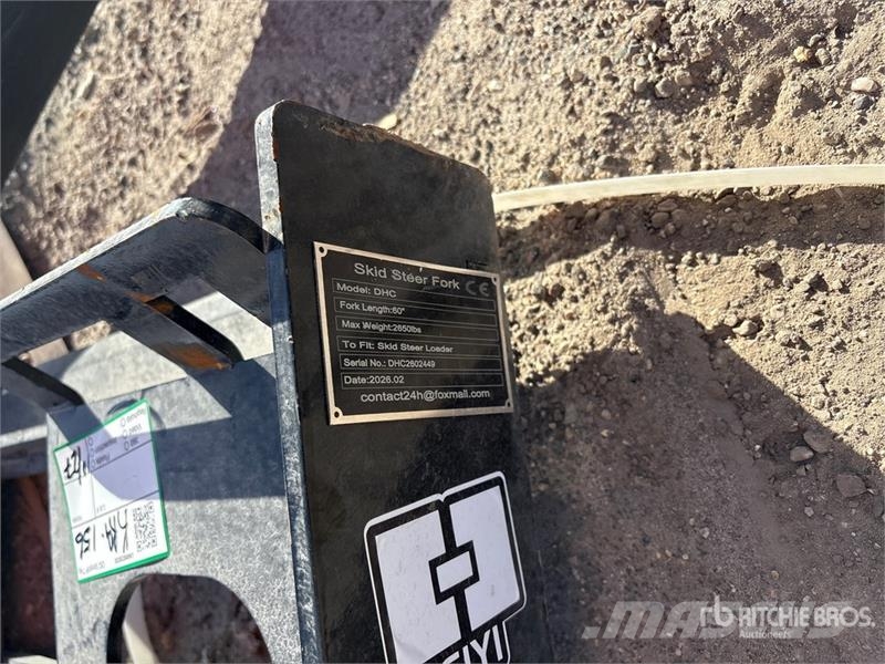 GIYI GY-DHC 59 in Skid Steer Forks (Unused) Uñas para carretilla