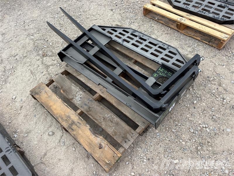 GIYI GY-DHC 59 in Skid Steer Forks (Unused) Građevinarske viljuške