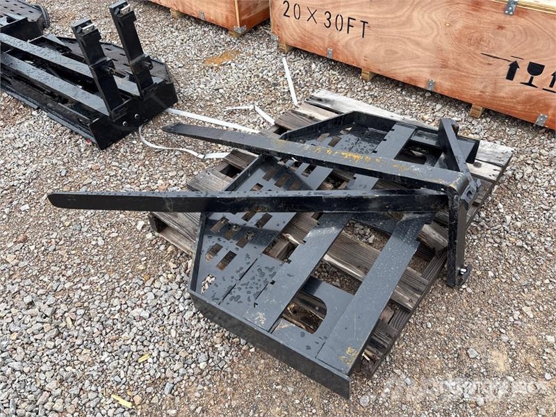 GIYI GY-DHC 60 in Skid Steer Forks (Unused) Паллетные вилы для фронтальных погрузчиков