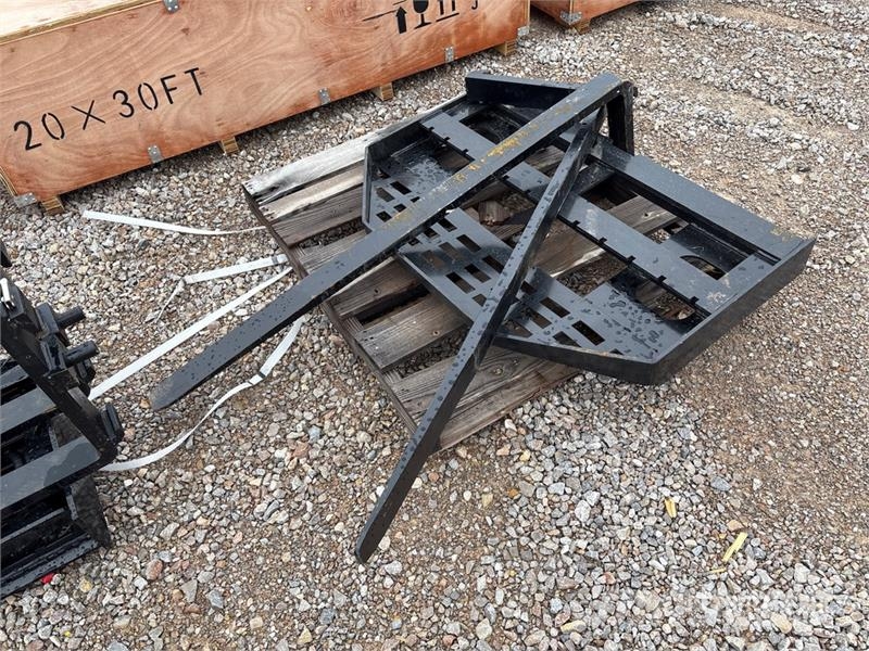 GIYI GY-DHC 60 in Skid Steer Forks (Unused) Паллетные вилы для фронтальных погрузчиков