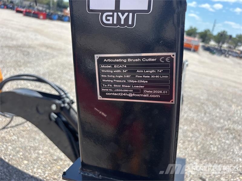  GIYI GY-ECA74 54 in Articulating Skid Steer Brush  ماكينات جز العشب