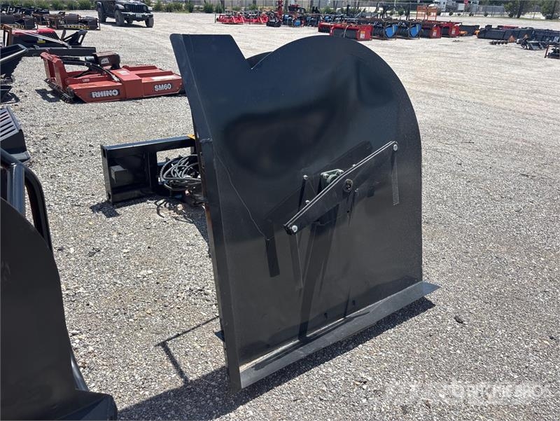  GIYI GY-ECA74 54 in Articulating Skid Steer Brush  ماكينات جز العشب