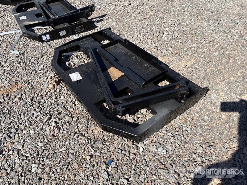 GIYI GY-FR47 29 in Mini Dingo Skid Steer Forks (Un Pallegafler
