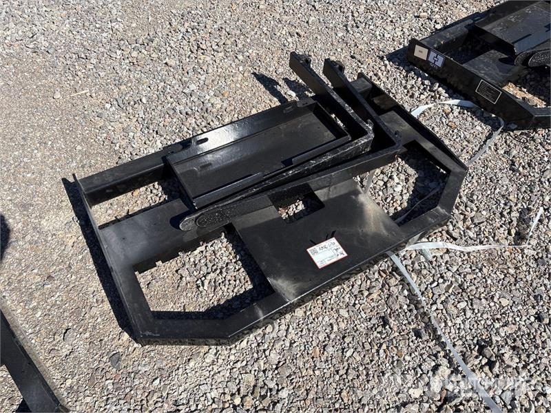 GIYI GY-FR47 29 in Mini Dingo Skid Steer Forks (Un Pallegafler