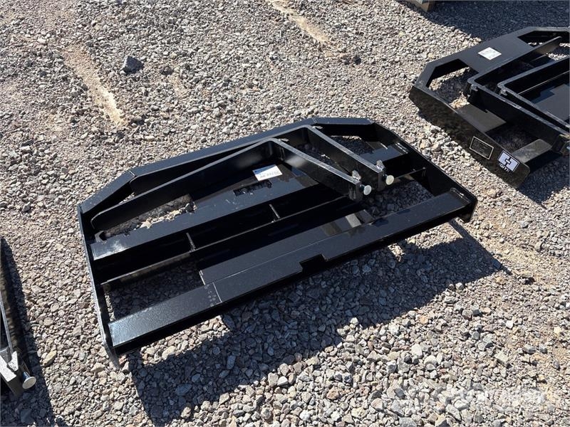 GIYI GY-FR47 29 in Mini Dingo Skid Steer Forks (Un Pallegafler