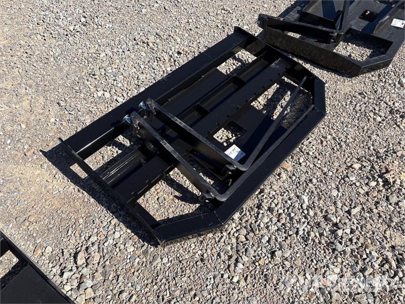 GIYI GY-FR47 29 in Mini Dingo Skid Steer Forks (Un Pallegafler