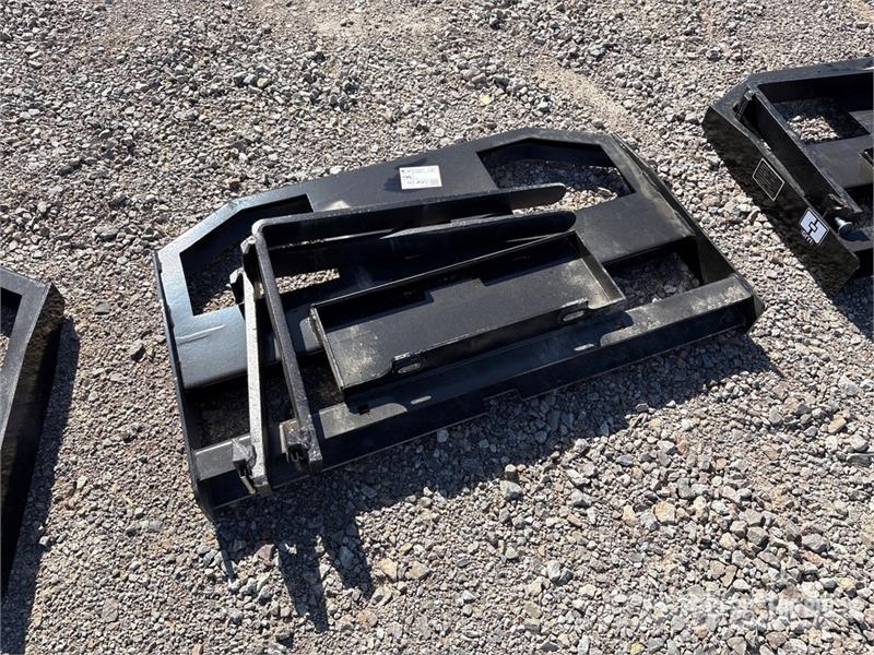 GIYI GY-FR47 29 in Mini Dingo Skid Steer Forks (Un Pallegafler