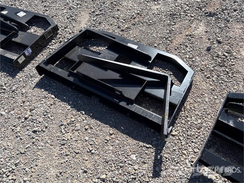 GIYI GY-FR47 29 in Mini Dingo Skid Steer Forks (Un Pallegafler