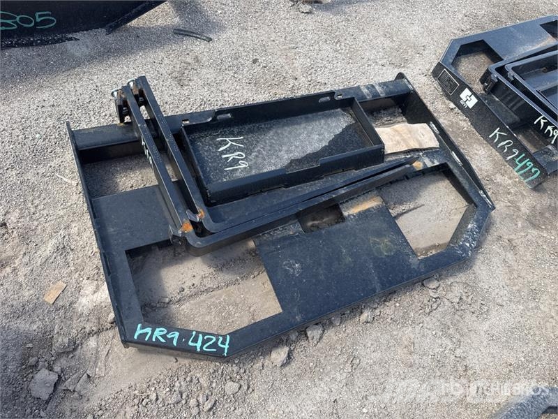  GIYI GY-FR47 47 in Mini Dingo Skid Steer Forks (Un Çatallar